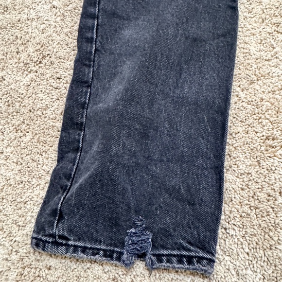 Abercrombie Curve Love 90s Straight Ultra High Rise 29/8 Ripped Black Jeans - Picture 11 of 14